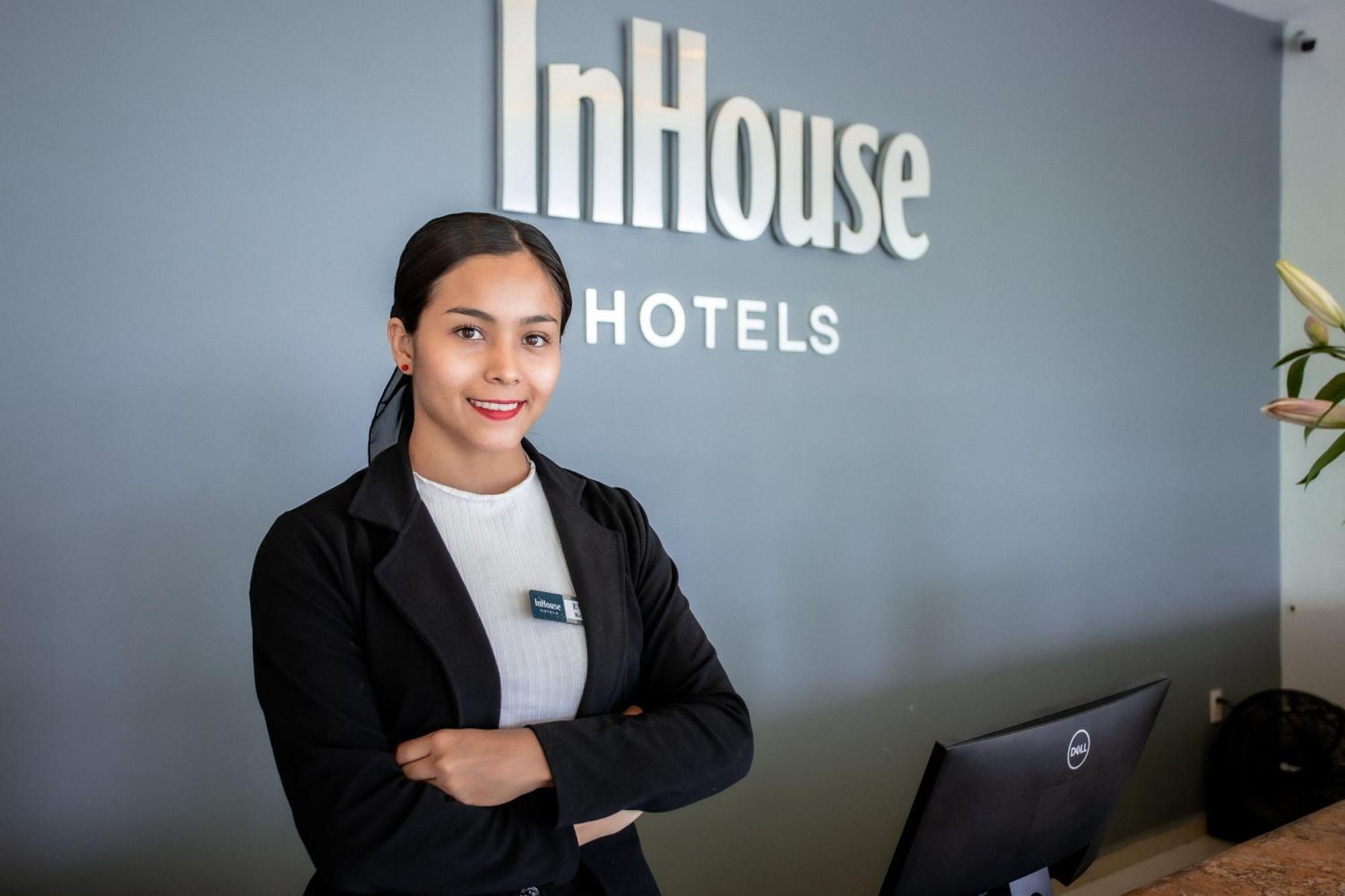 Inhouse Leon Ξενοδοχείο Εξωτερικό φωτογραφία